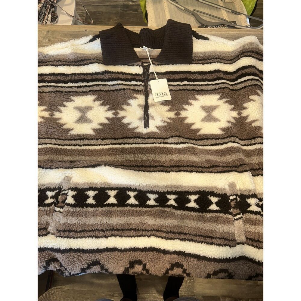 a.n.a. Women’s Southwest Aztec Fleece Poncho Cape Jacket One Size NWT. $140 17